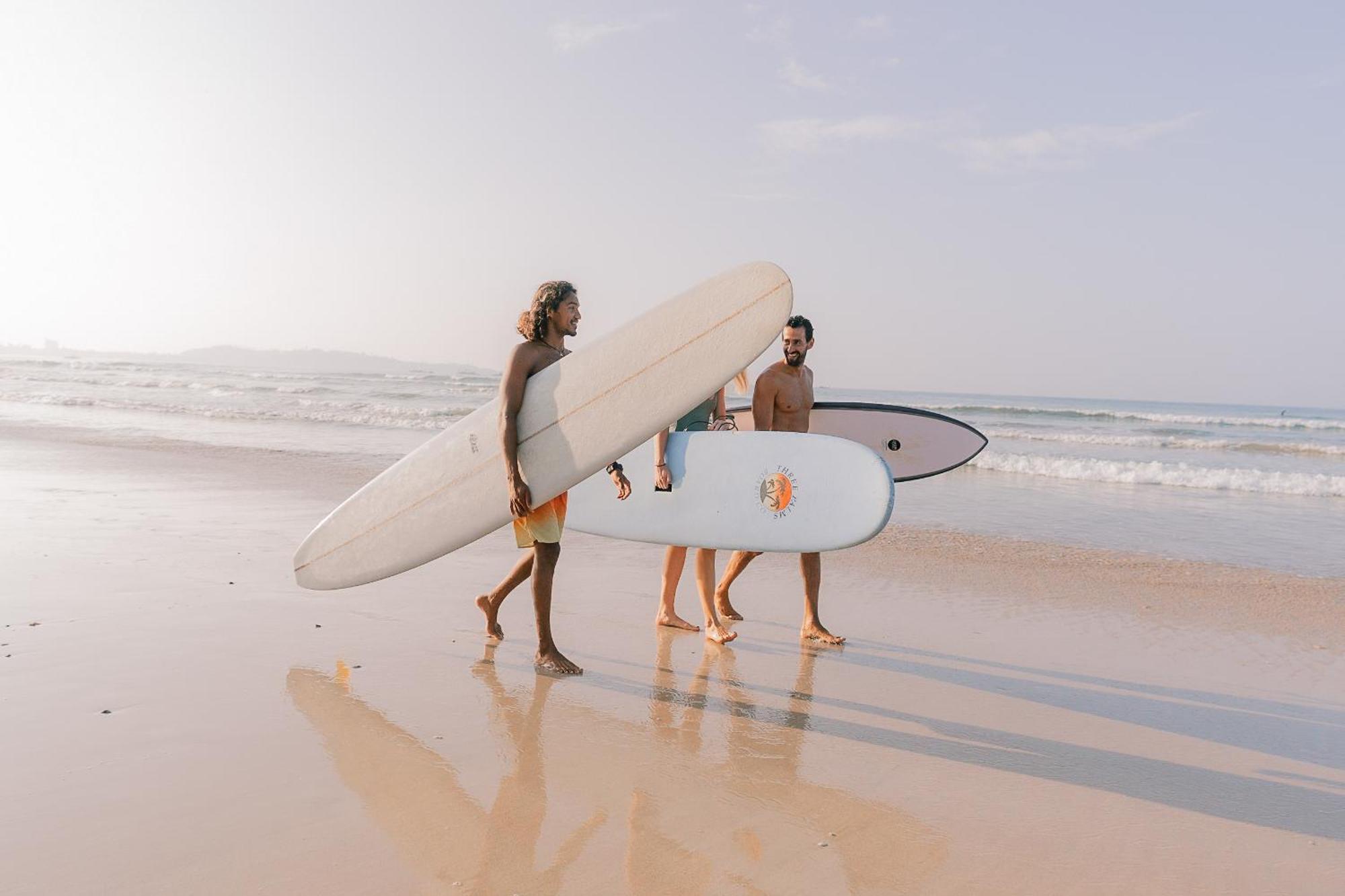 Lucky'S Surf Camp Bed and Breakfast Weligama Eksteriør billede